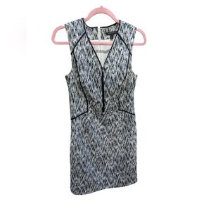 Banana Republic Black and white sheath dress size 6